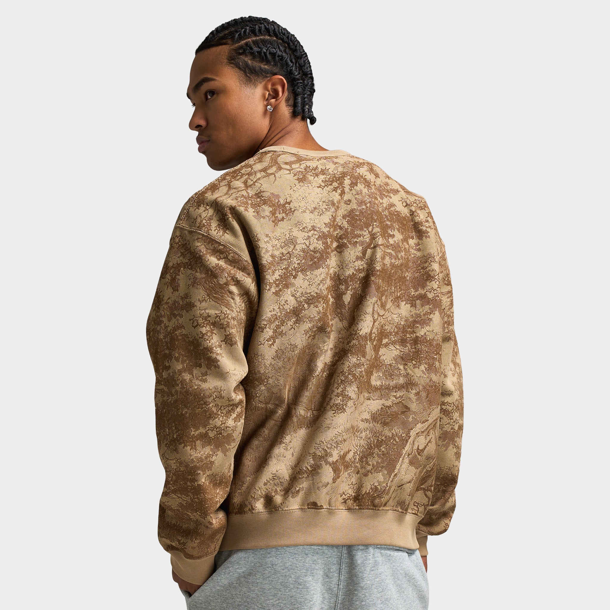 Nike Solo Swoosh Fleece Crew / Parachute Beige – JD Sports