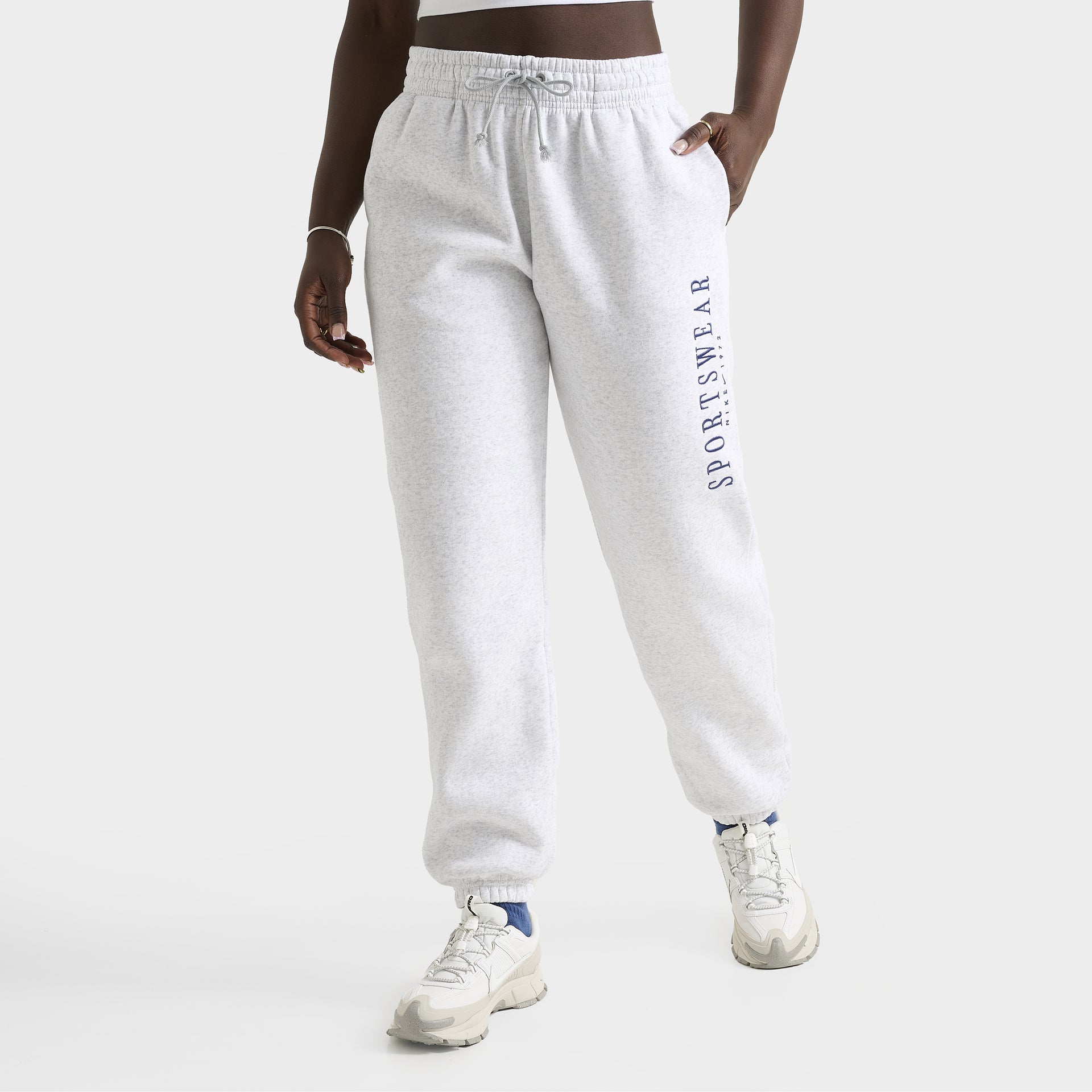 Nike Sportswear Women's Phoenix Fleece High-Rise Oversized Pants