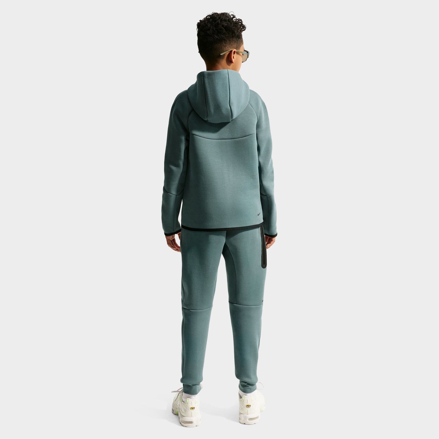 Sweat à capuche zippé en tissu Fleece Tech Nike Sportswear pour les jeunes enfants / Ardoise minérale