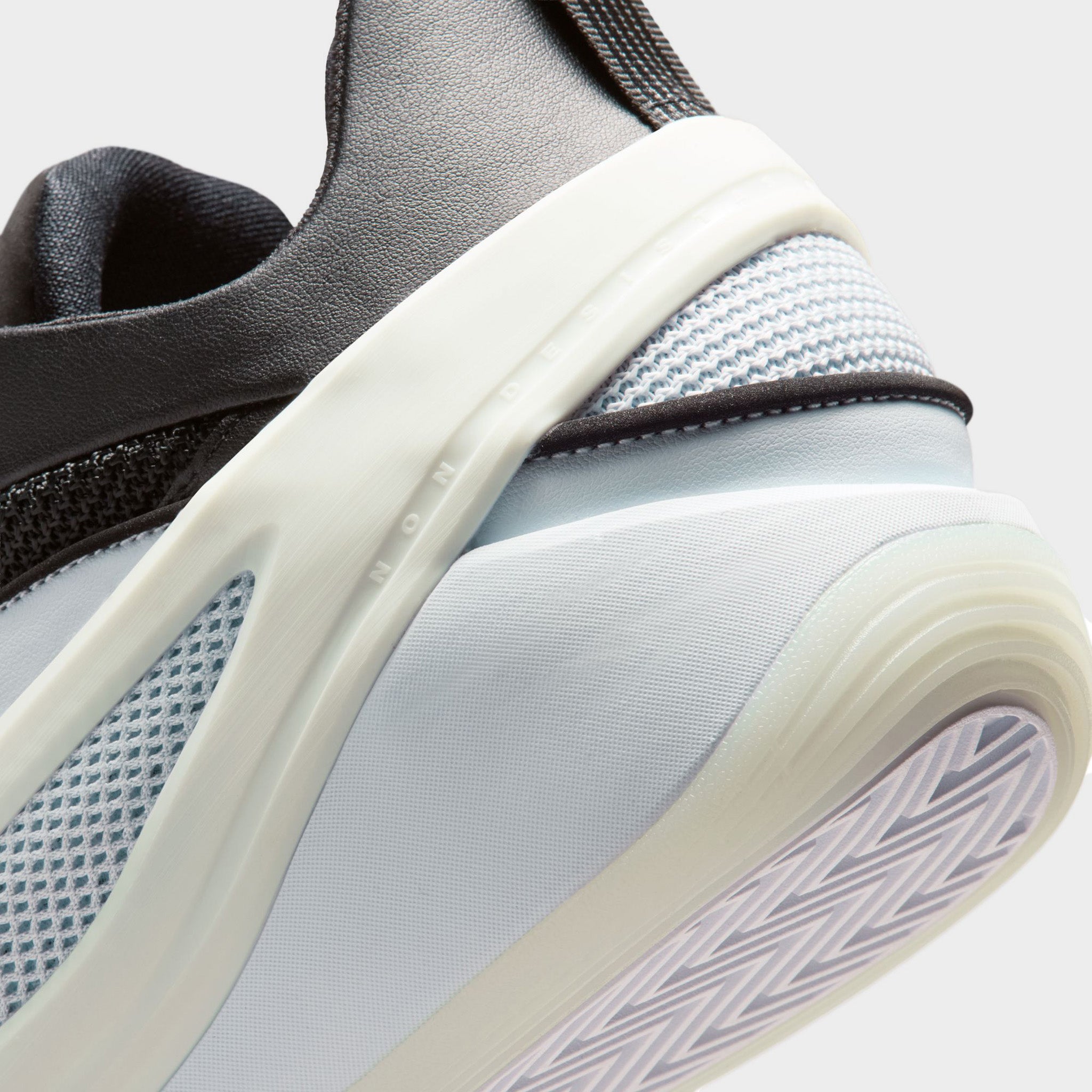 Jordan Luka 5 Black / White - Football Grey – JD Sports