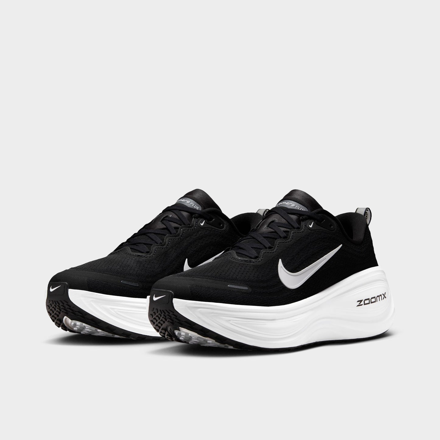 Nike Vomero Plus Noir/Blanc - Gris Froid