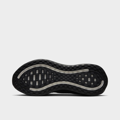 Nike Vomero Plus Noir / Gris foncé métallique - Gris froid