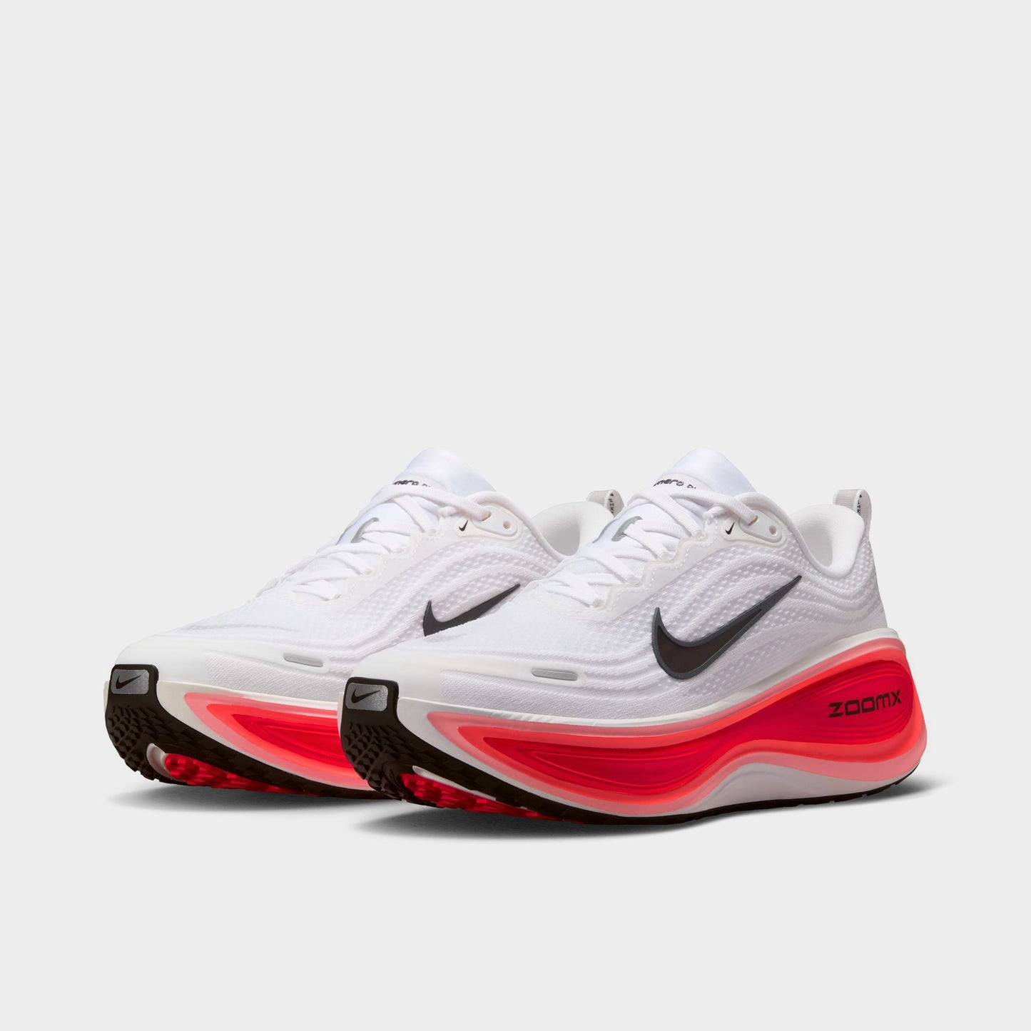Nike Vomero Plus Blanc / Noir - Cramoisi vif