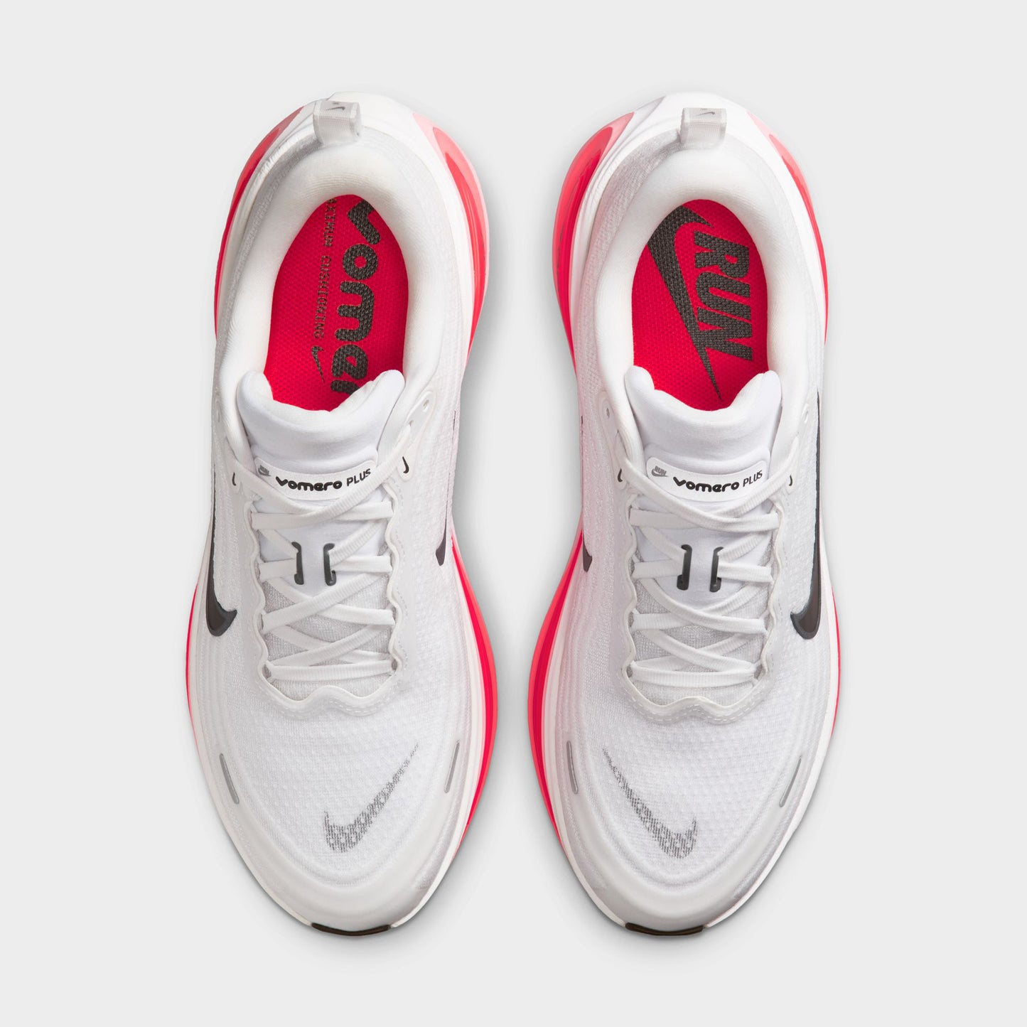 Nike Vomero Plus Blanc / Noir - Cramoisi vif