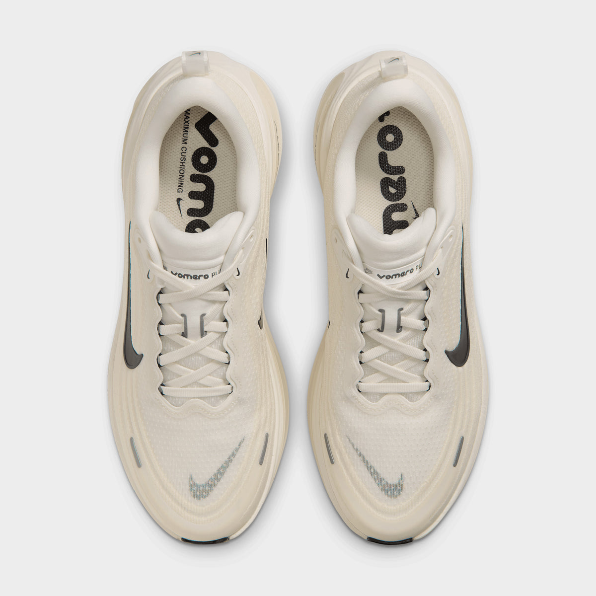 Nike Vomero Plus Voile / Noir-Lait de Coco