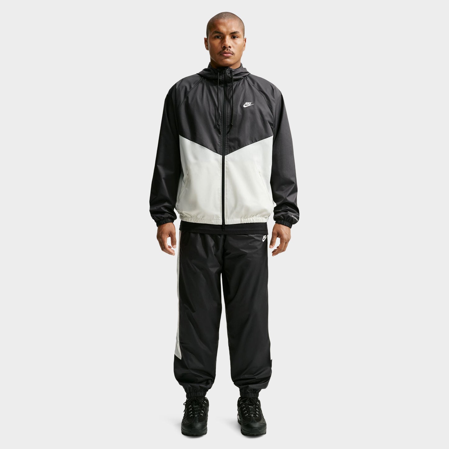 Nike Windrunner Veste coupe-vent 26 Noir / Voile