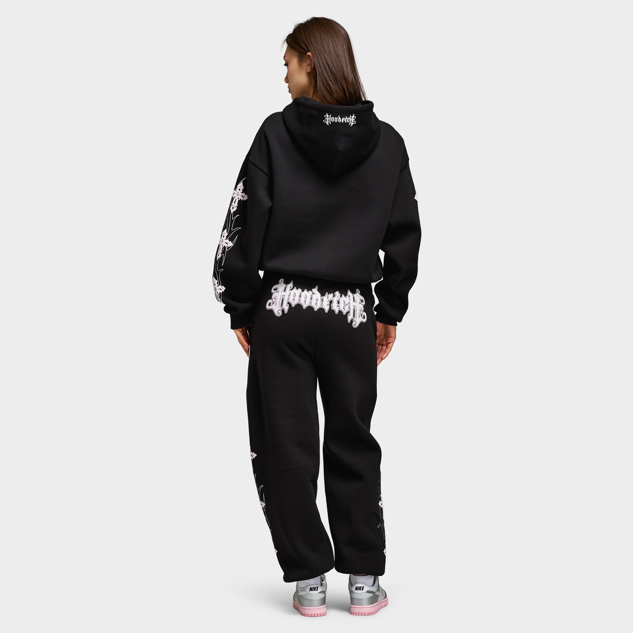 Hoodrich Moxy Mid Length Full-Zip Hoodie Black / Pink – JD Sports