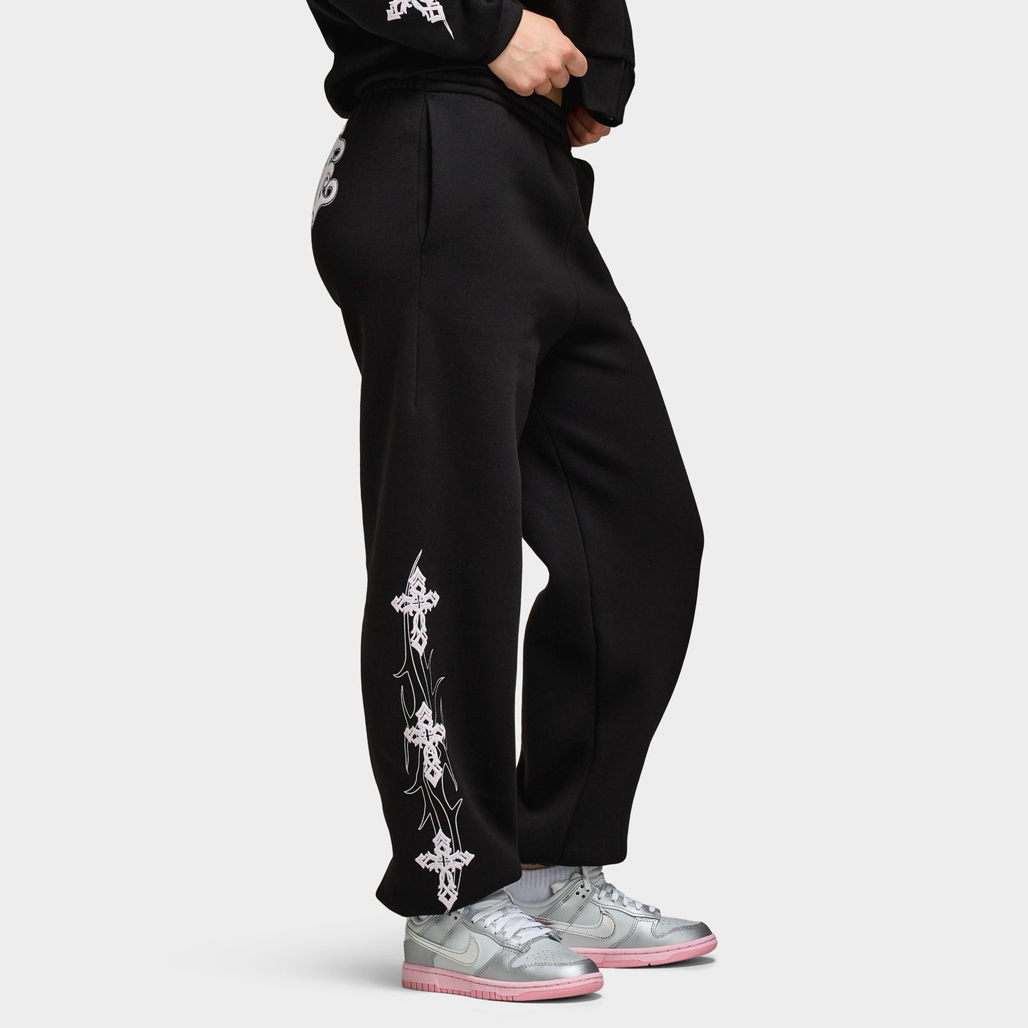 Hoodrich Moxy Oversized Joggers Black / Pink