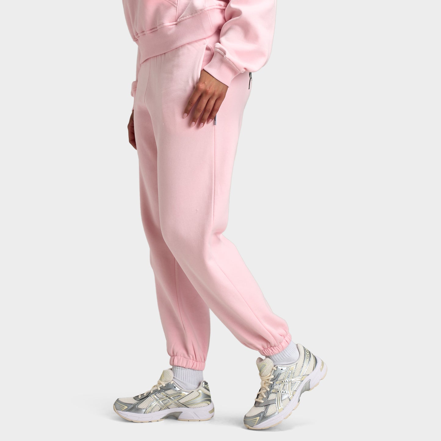 Hoodrich Women's Standard joggers Baby Pink / Camo