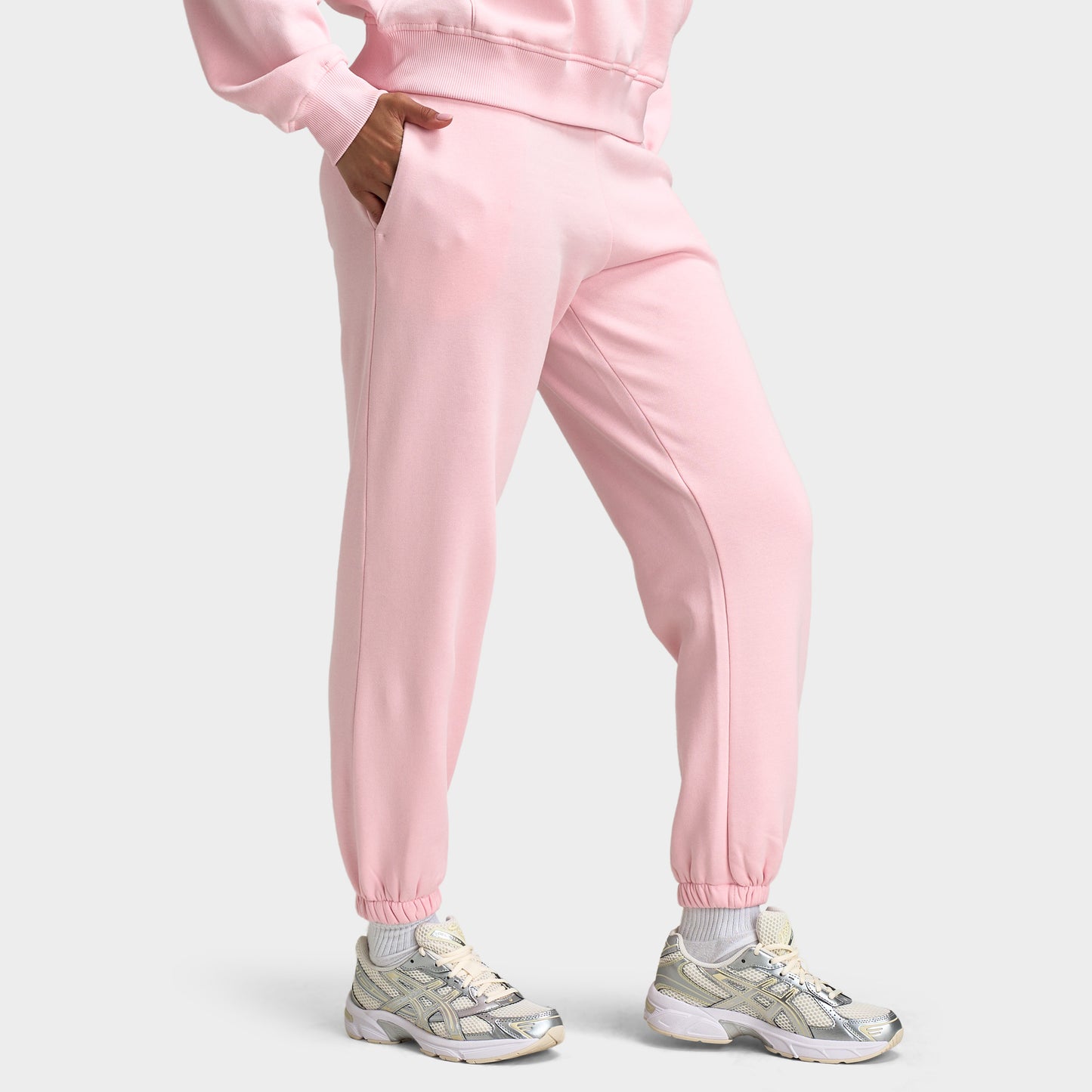 Hoodrich Women's Standard joggers Baby Pink / Camo