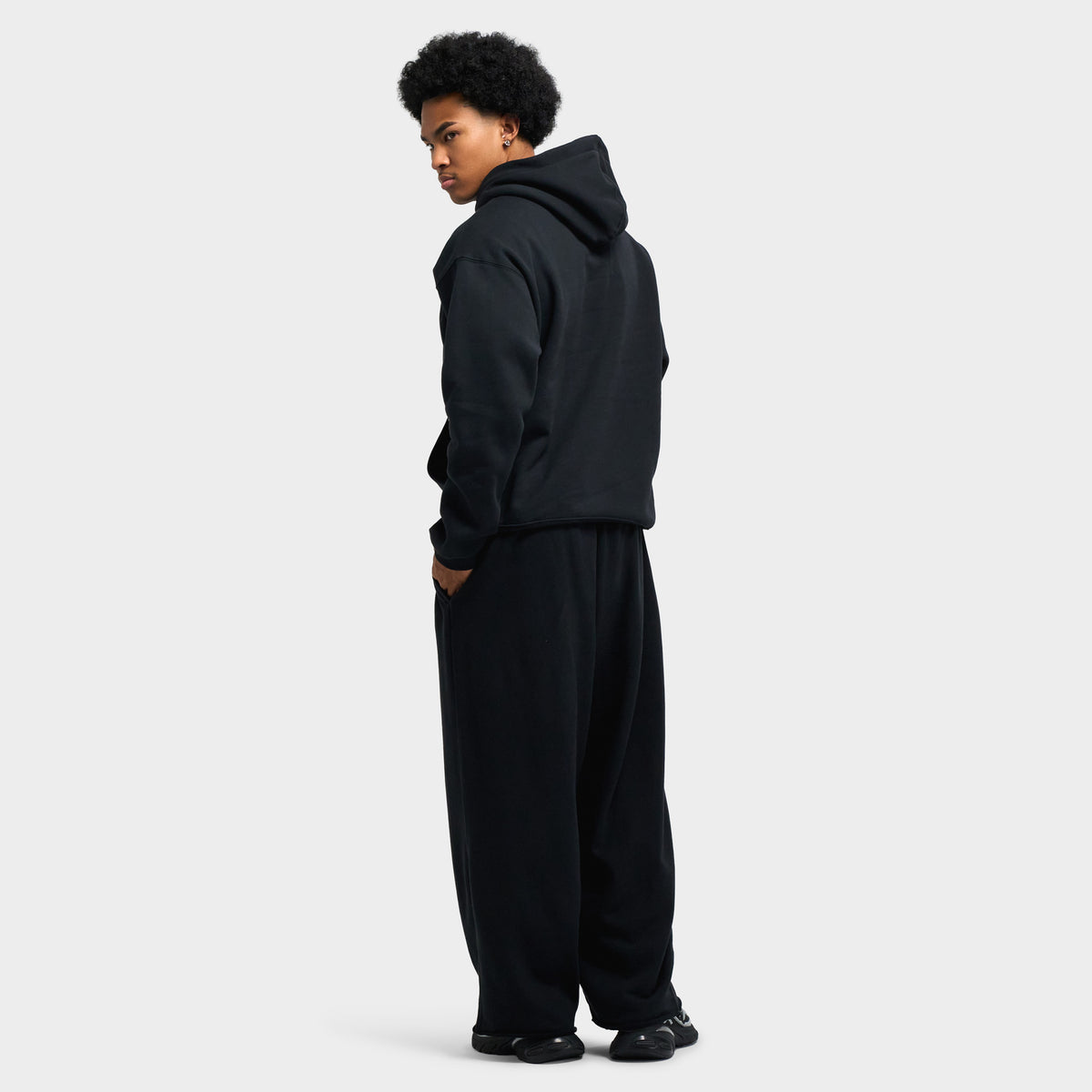 adidas SST Arch HD Hoodie / Black