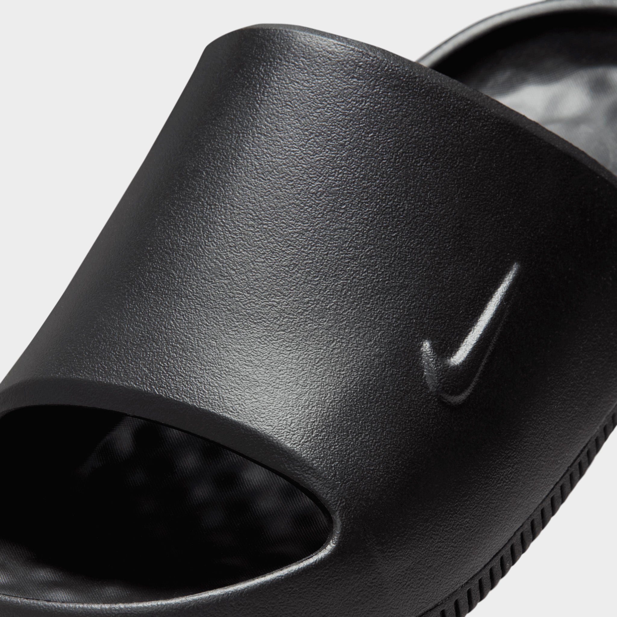 Nike Calm 2.0 Slides Black / Black – JD Sports