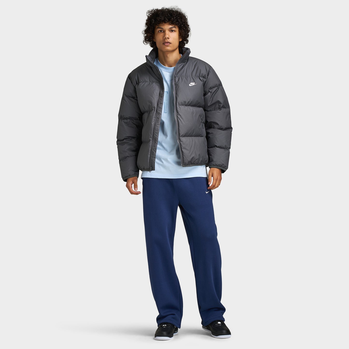 Nike Sportswear Club Hommes Therma-FIT Veste Puffer 650 Gris Fer / Blanc