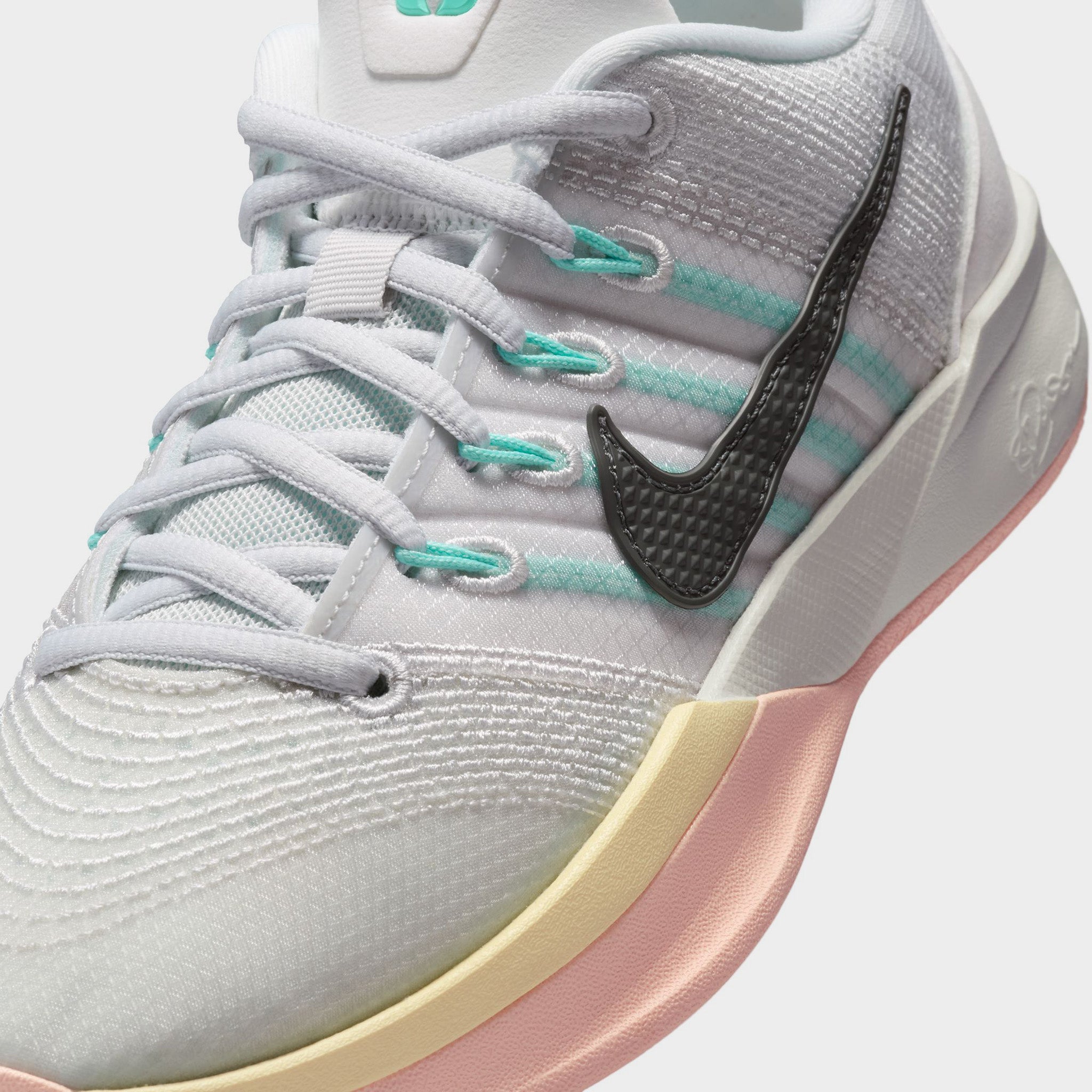 Nike Sabrina 3 GS Summit White / Iron Grey - Photon Dust – JD Sports