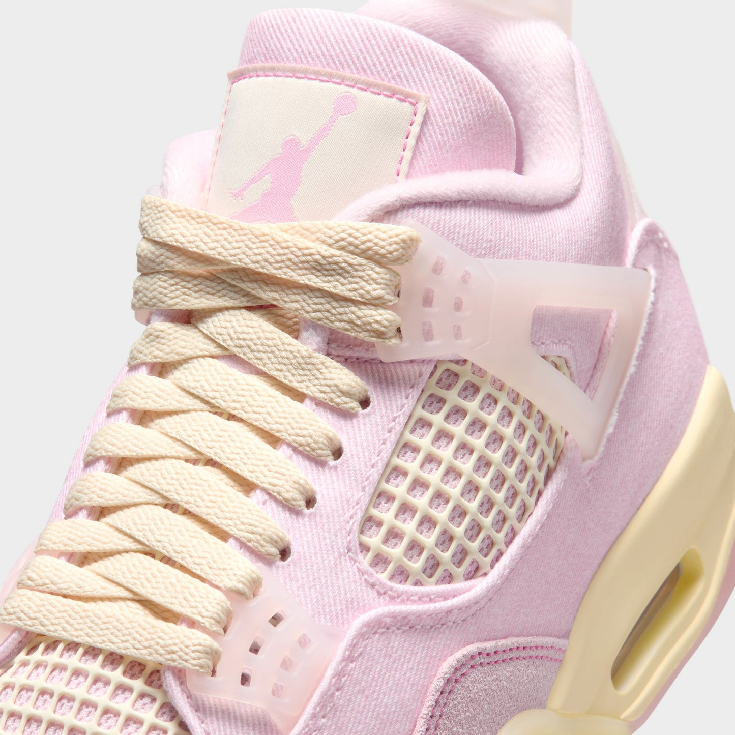Jordan Women's 4 Retro Pearl Pink / Iced Carmine - Coconut
