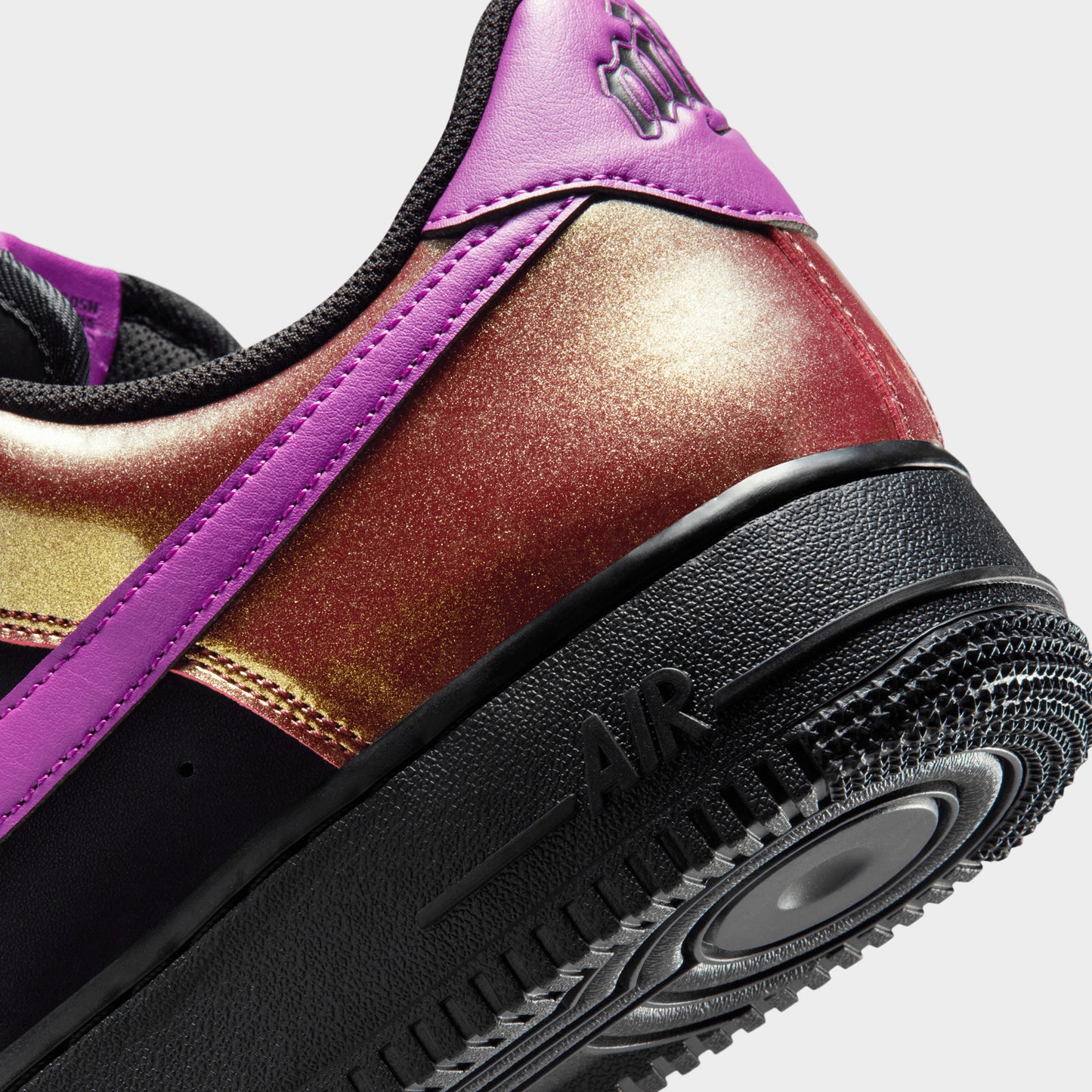 Nike Air Force 1 '07 LV8 Black / Berry