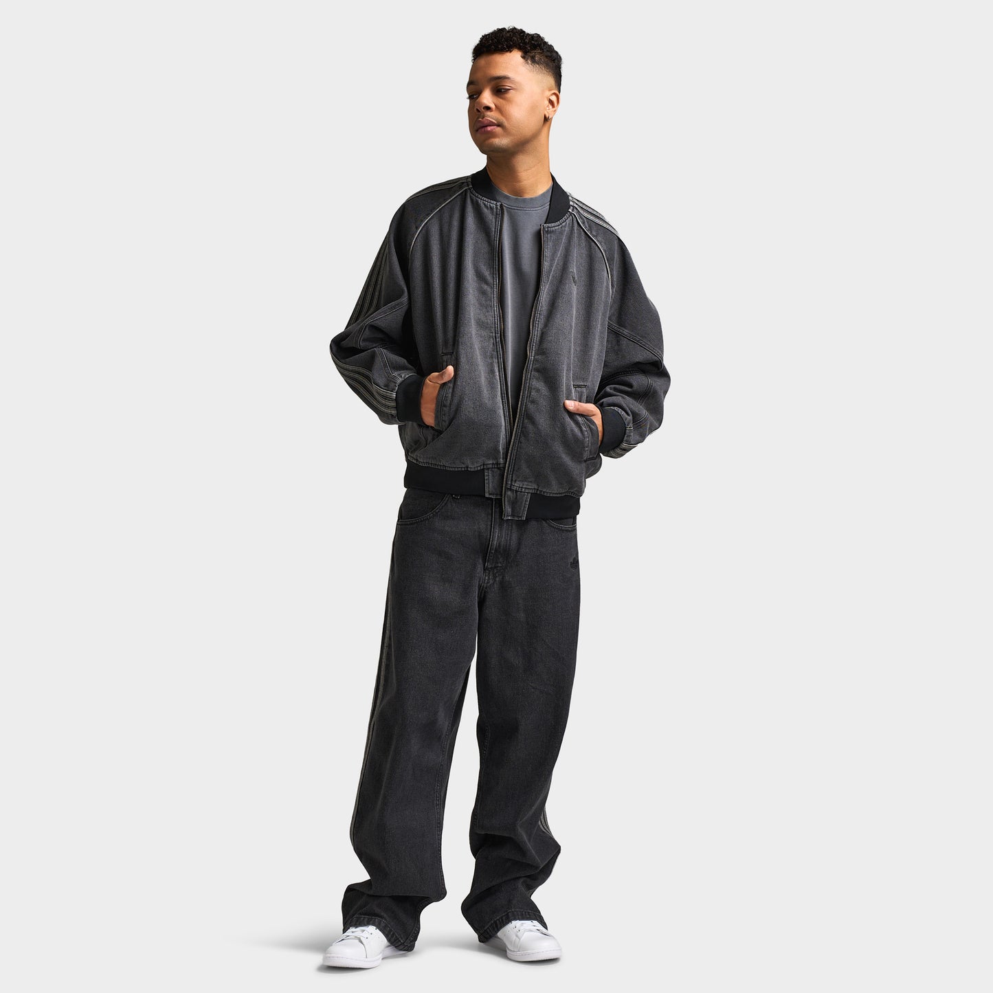 adidas SST Jeans Straight Leg / True Black Denim