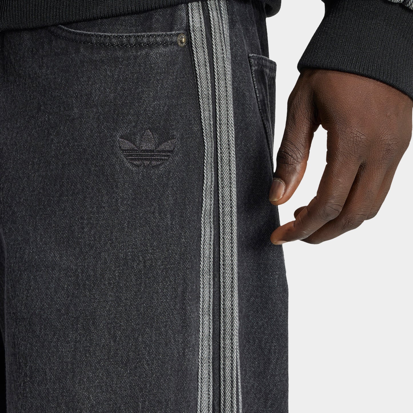 adidas SST Jeans Straight Leg / True Black Denim