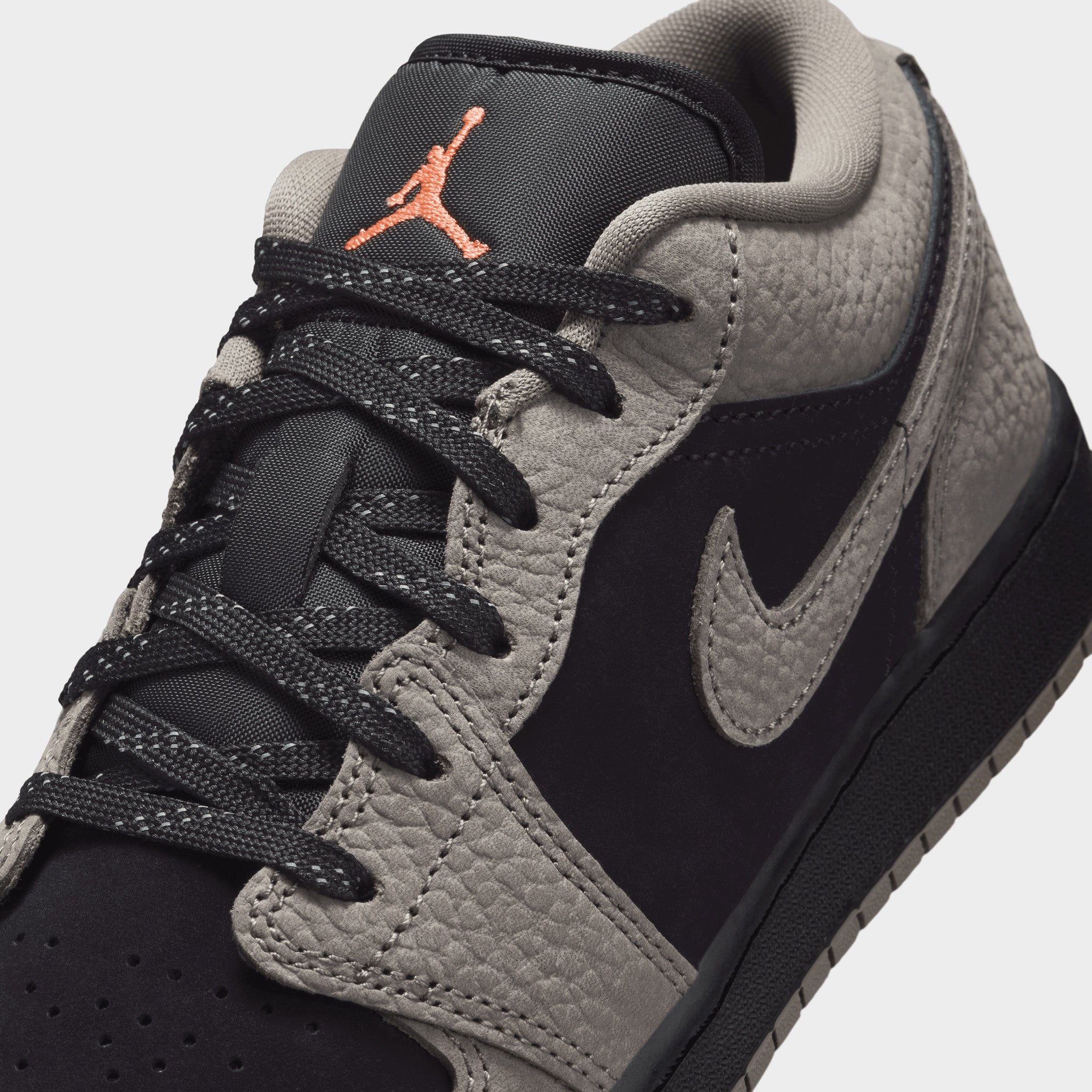 Air Jordan 1 Low ブラック/グレー Jordan 1 Low SE Black / Olive Grey - Light Wild Mango – JD Sports
