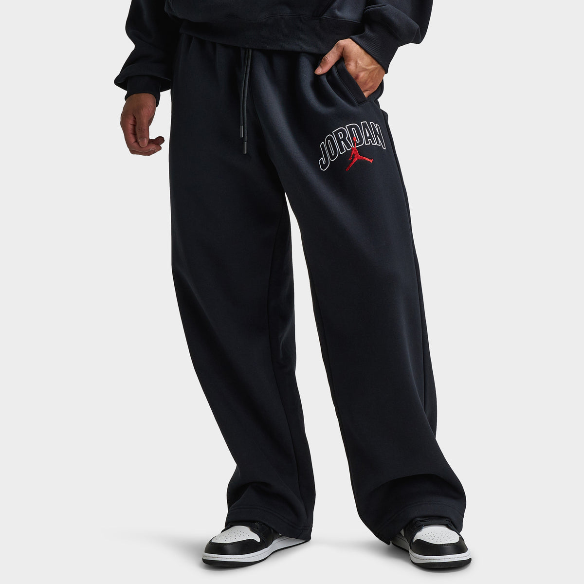 Jordan Brooklyn Oversized Graphic Pants Black Gym Red – JD Sports