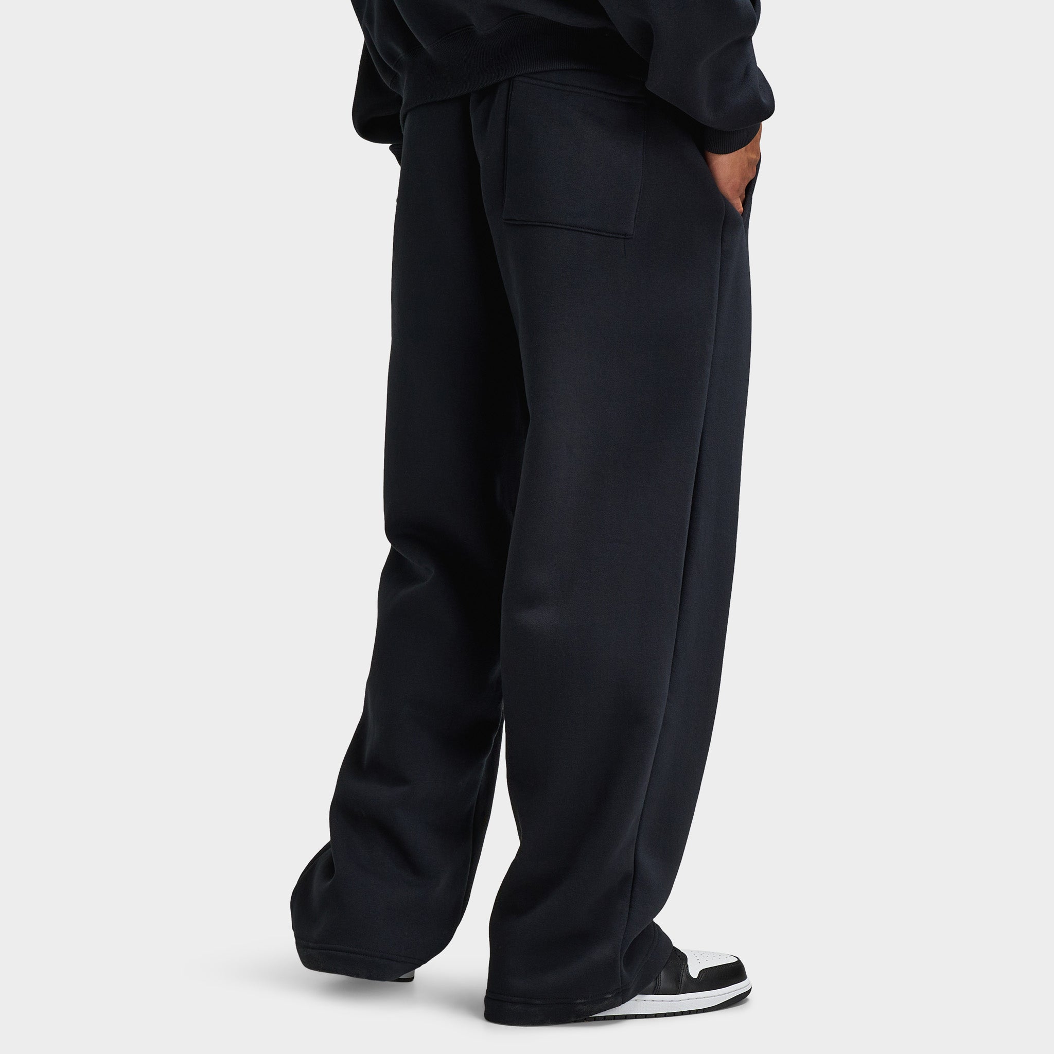 Jordan Brooklyn Oversized Graphic Pants Black / Gym Red – JD Sports