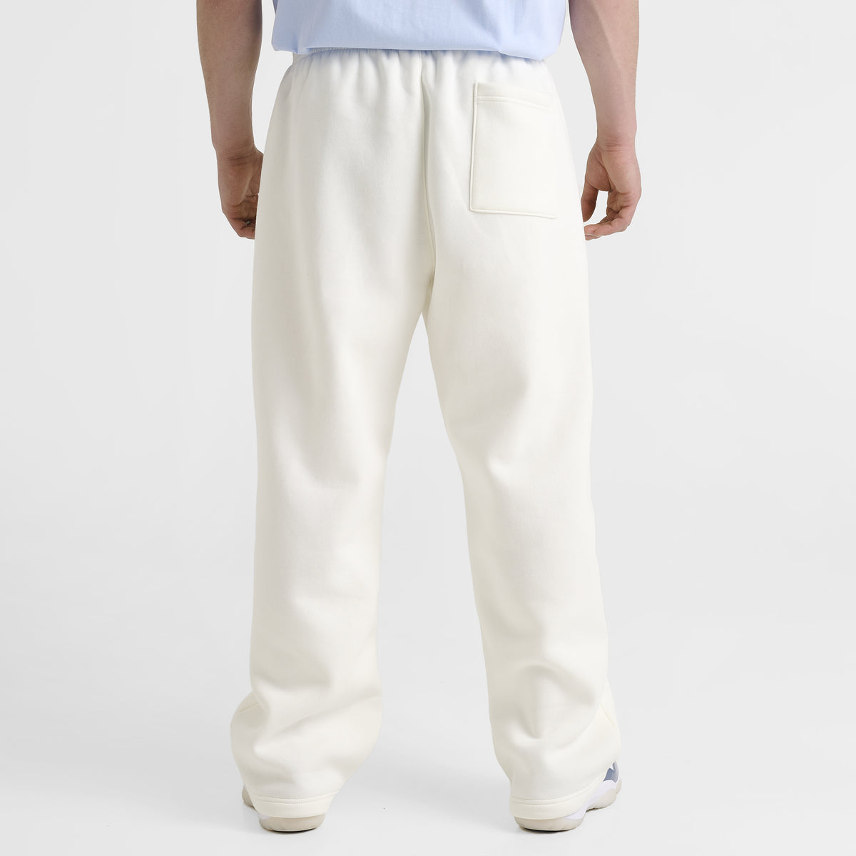 Jordan Brooklyn Pantalon molletonné surdimensionné à ourlet ouvert / Sail