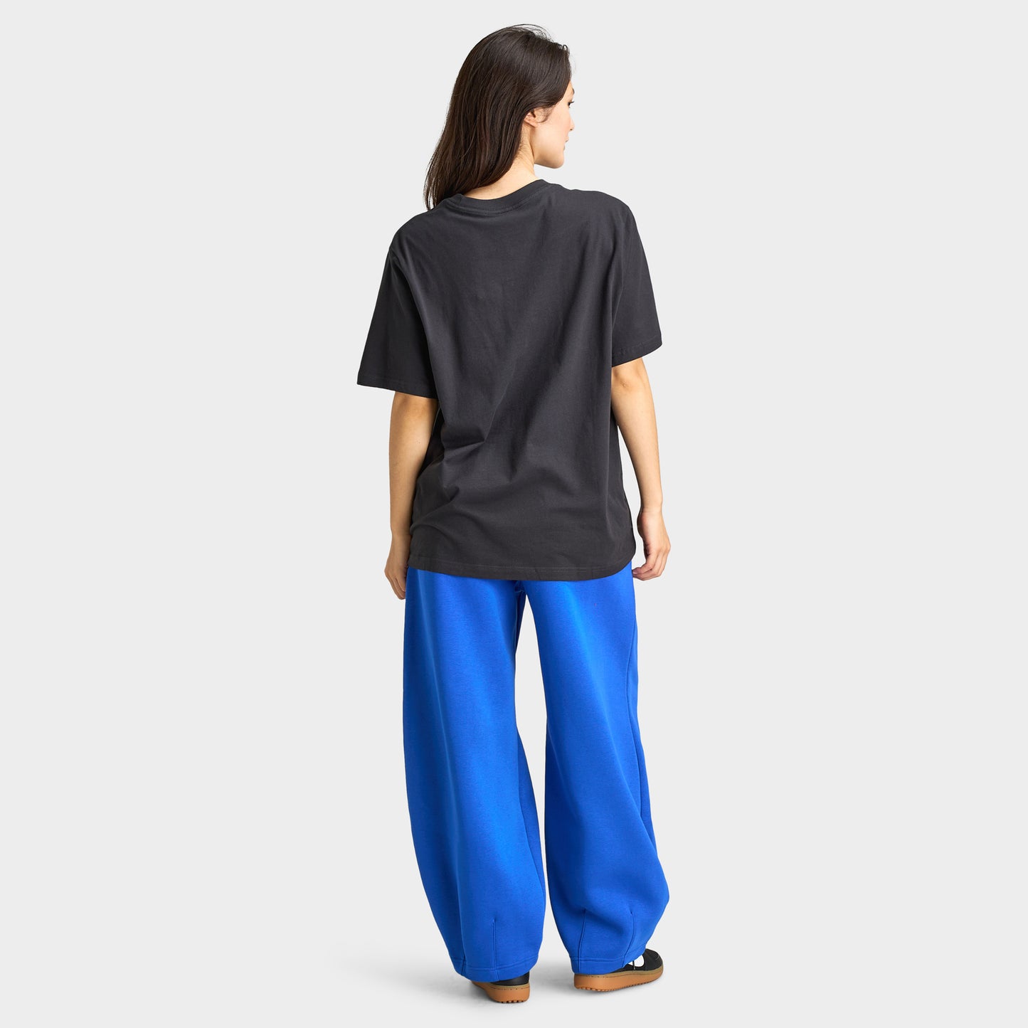Nike Sportswear Femmes Essentiels « Boyfriend Soaring » T-Shirt Off Noir / Blanc