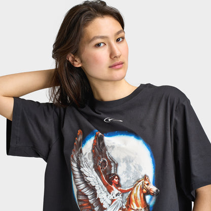 Nike Sportswear Femmes Essentiels « Boyfriend Soaring » T-Shirt Off Noir / Blanc