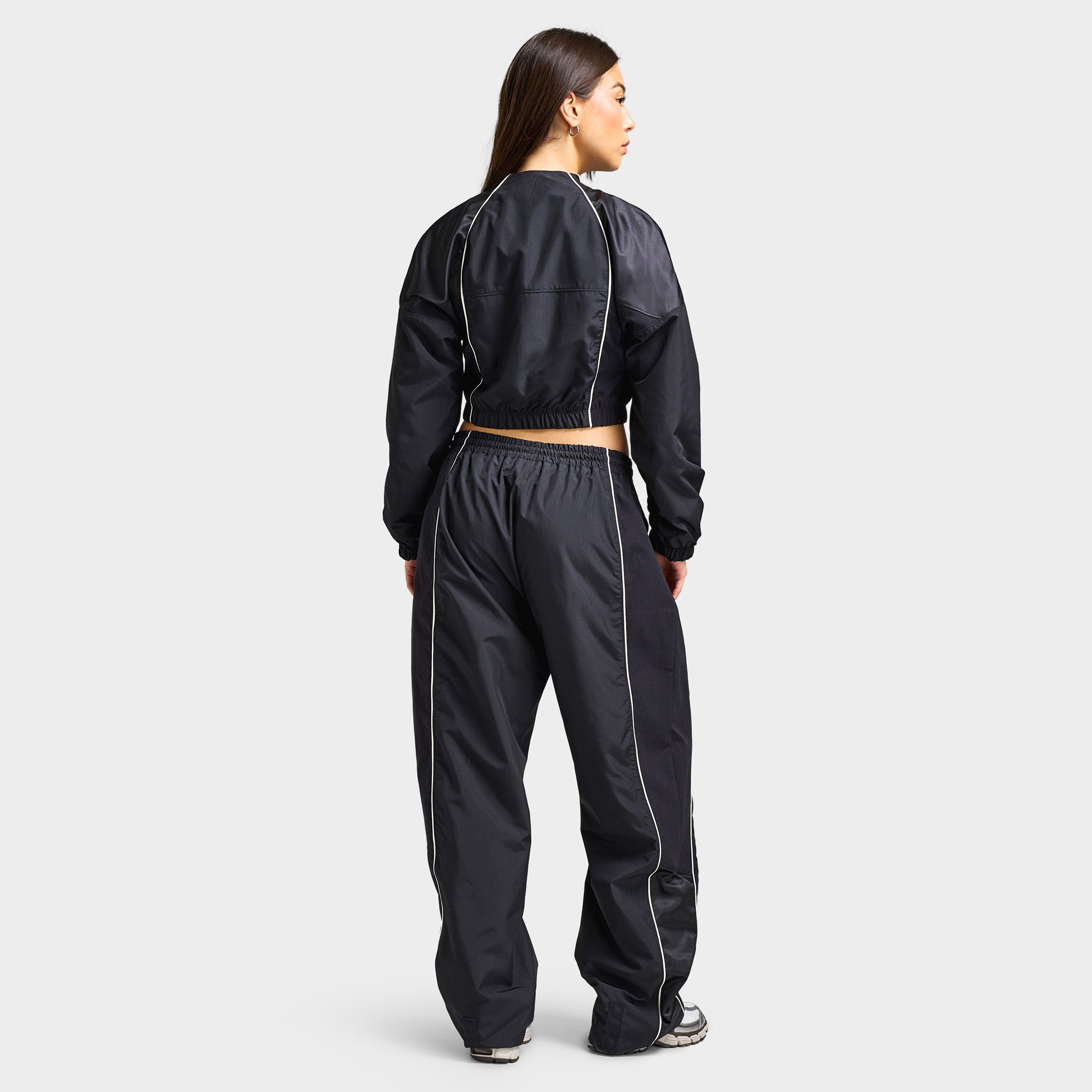 Nike Sportswear Women's Shrunken Track Jacket / Black – JD Sports