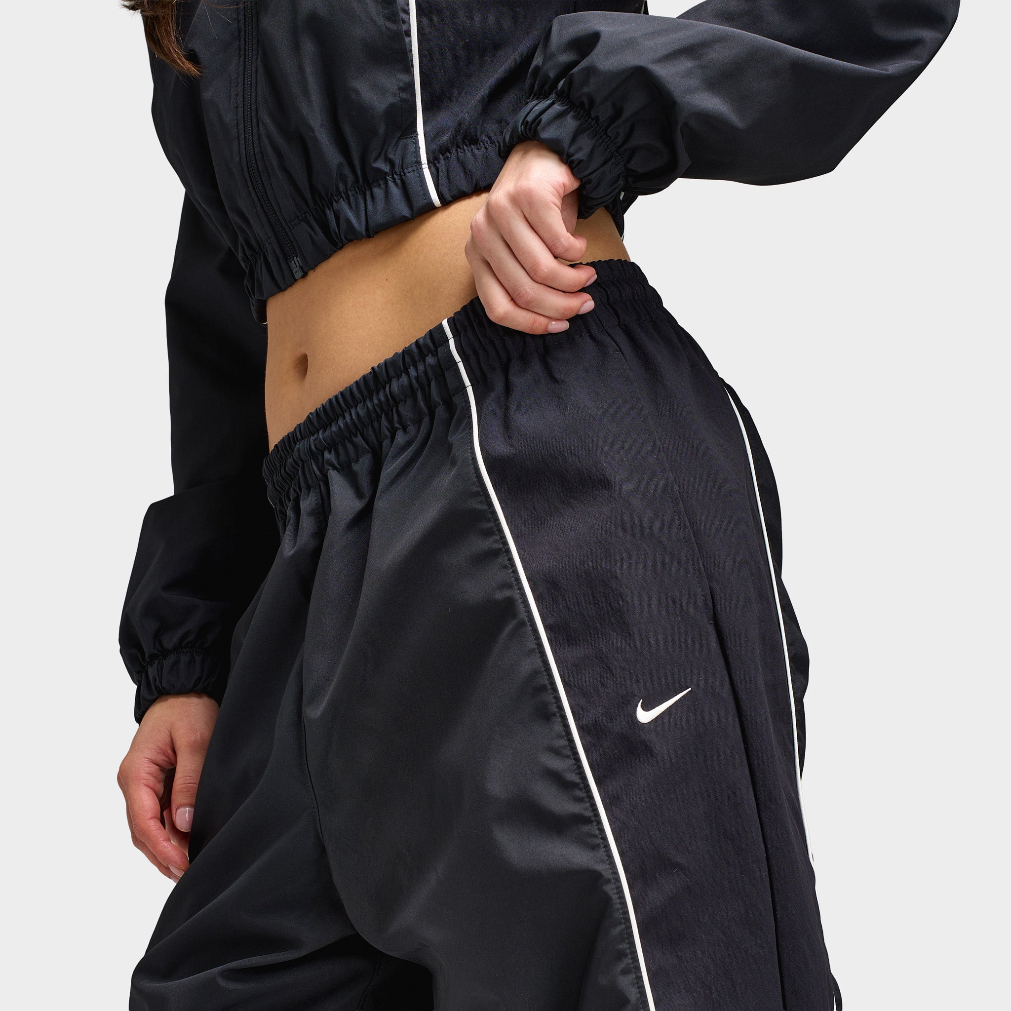 nike windbreaker women pants