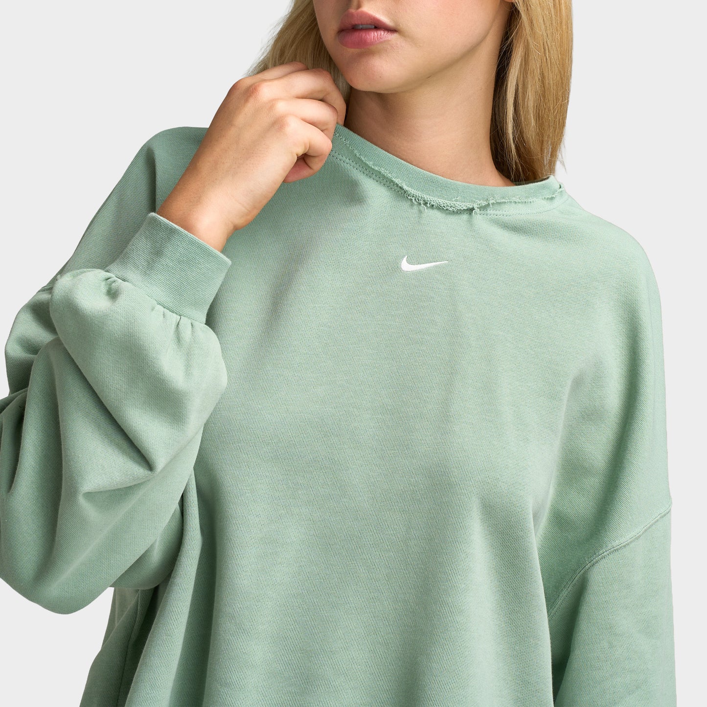 Nike Sportswear Women's Chill Crew / Steam / Sail