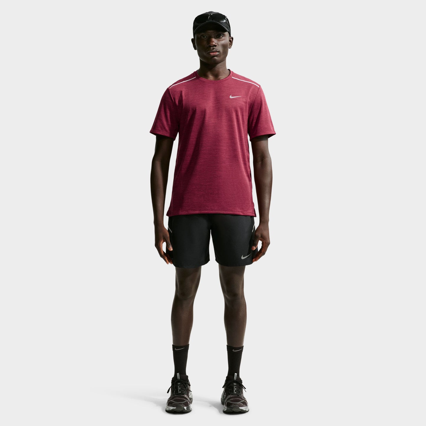 Nike Dri-FIT UV Miler T-shirt / Rouge Résistant