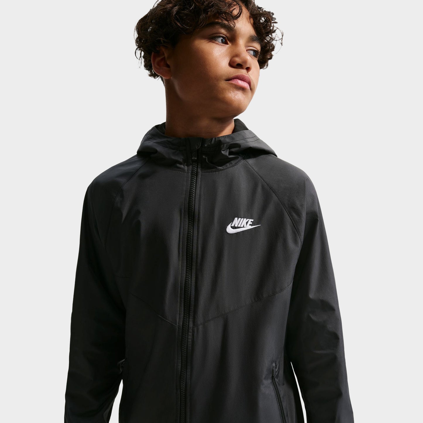 Nike Sportswear Repellent Wind Jacket / Black