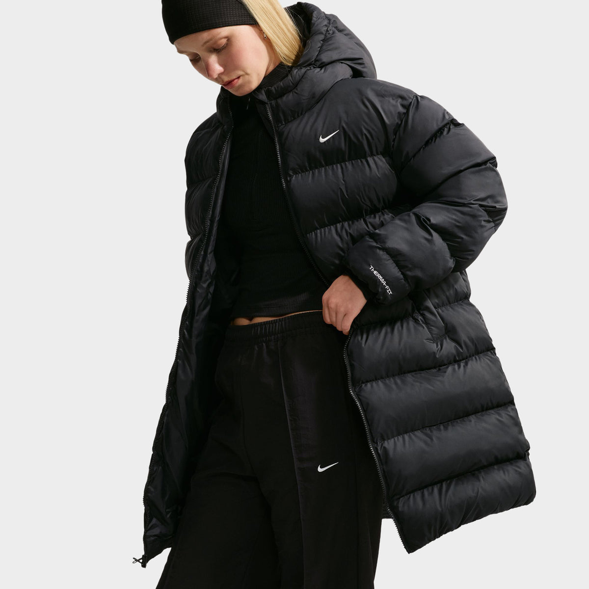 Nike Women's Therma-FIT SYN Classic Parka Black / Sail
