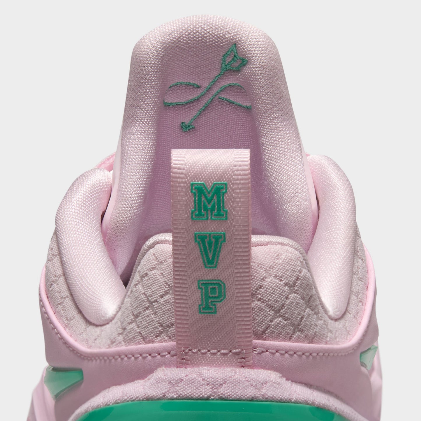 Nike A'Two Rose Mousse / Menthe Claire