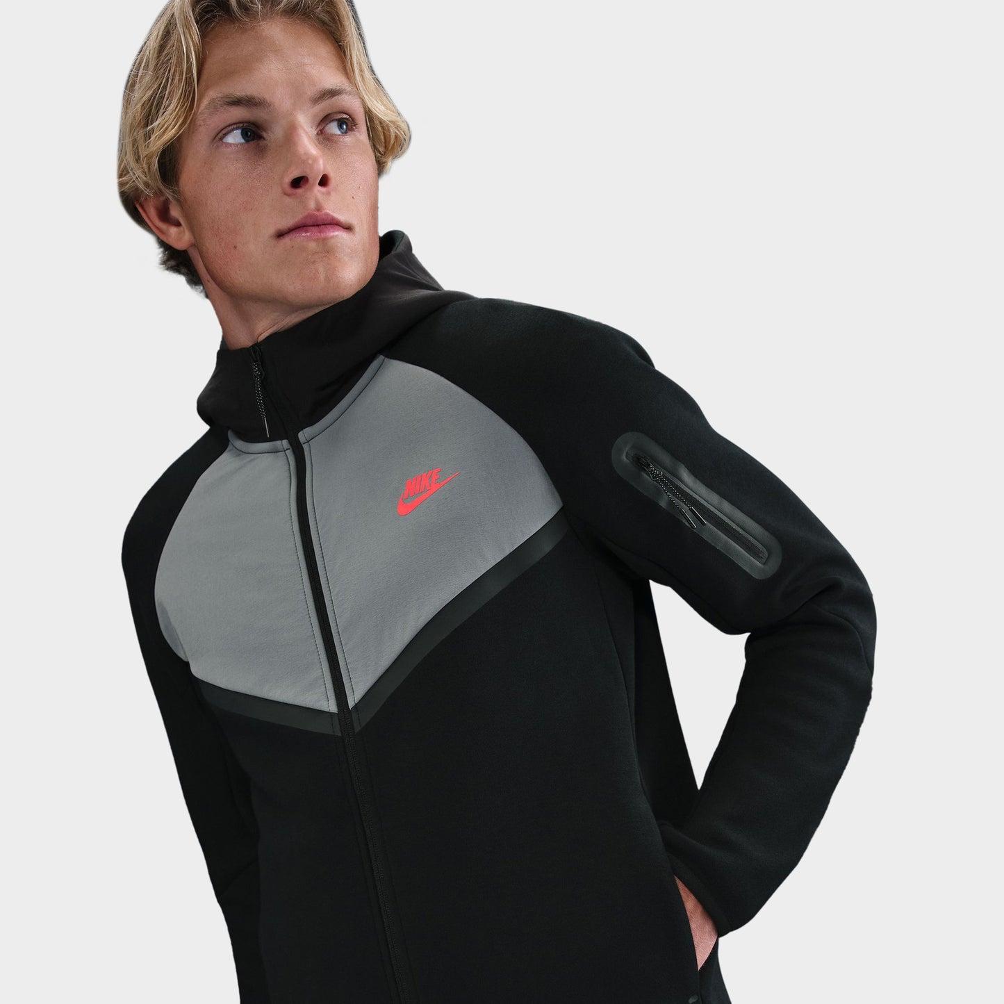 Nike Tech Fleece Full Zip Windrunner Chandail à Capuchon Noir / Gris Fumé - Cramoisi Vif