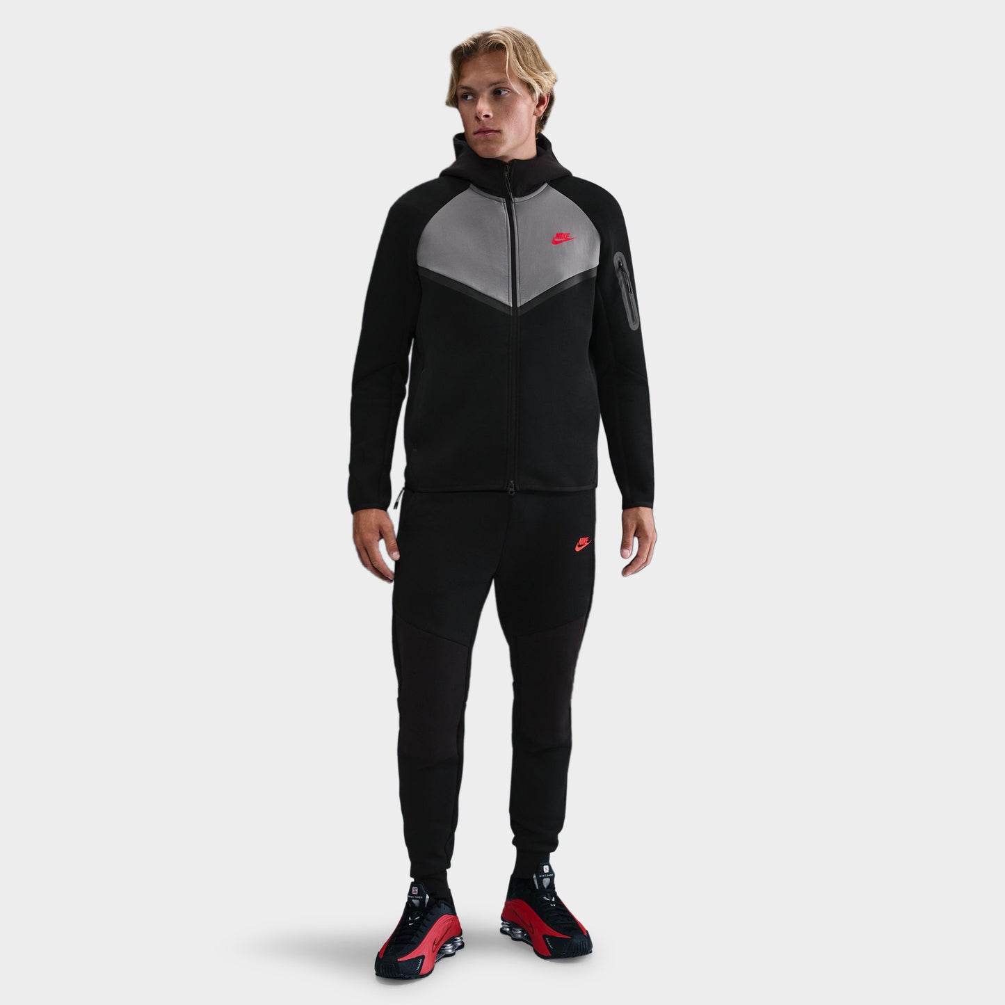 Nike Sportswear Tech Fleece Joggers Black / Smoke Grey - Bright Crimson