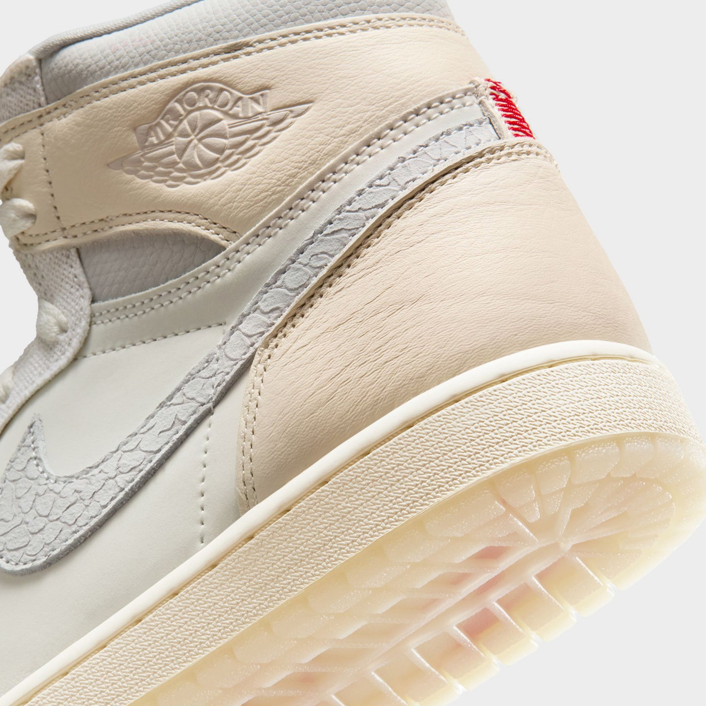 Air Jordan 1 High OG Voile / Rouge Université