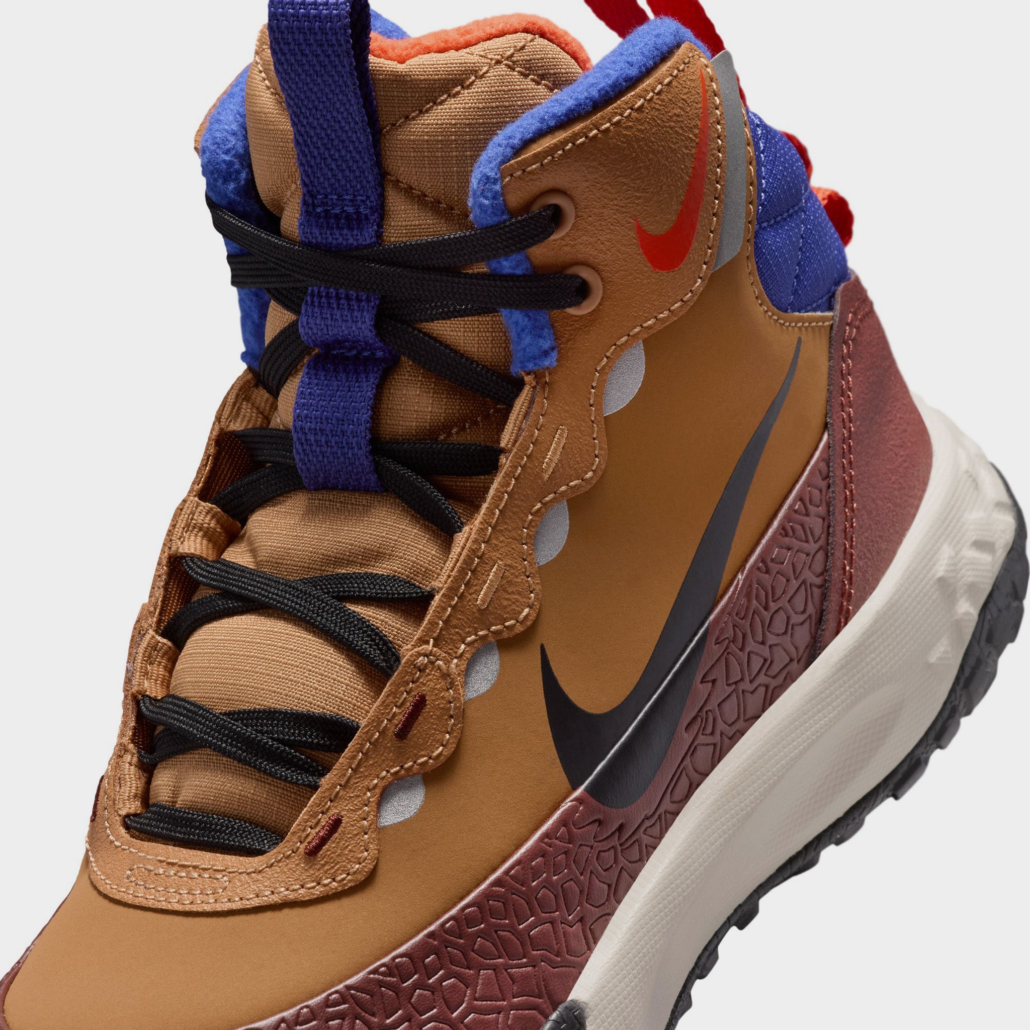 Nike Terrascout GS Boots Flax / Black - Bronze – JD Sports
