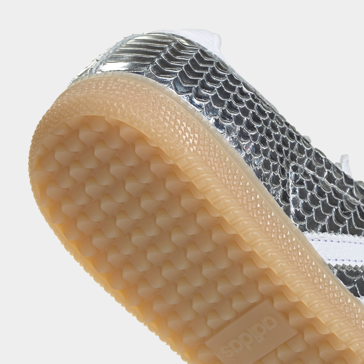 adidas Women's Samba Silver Metallic / White - Gum