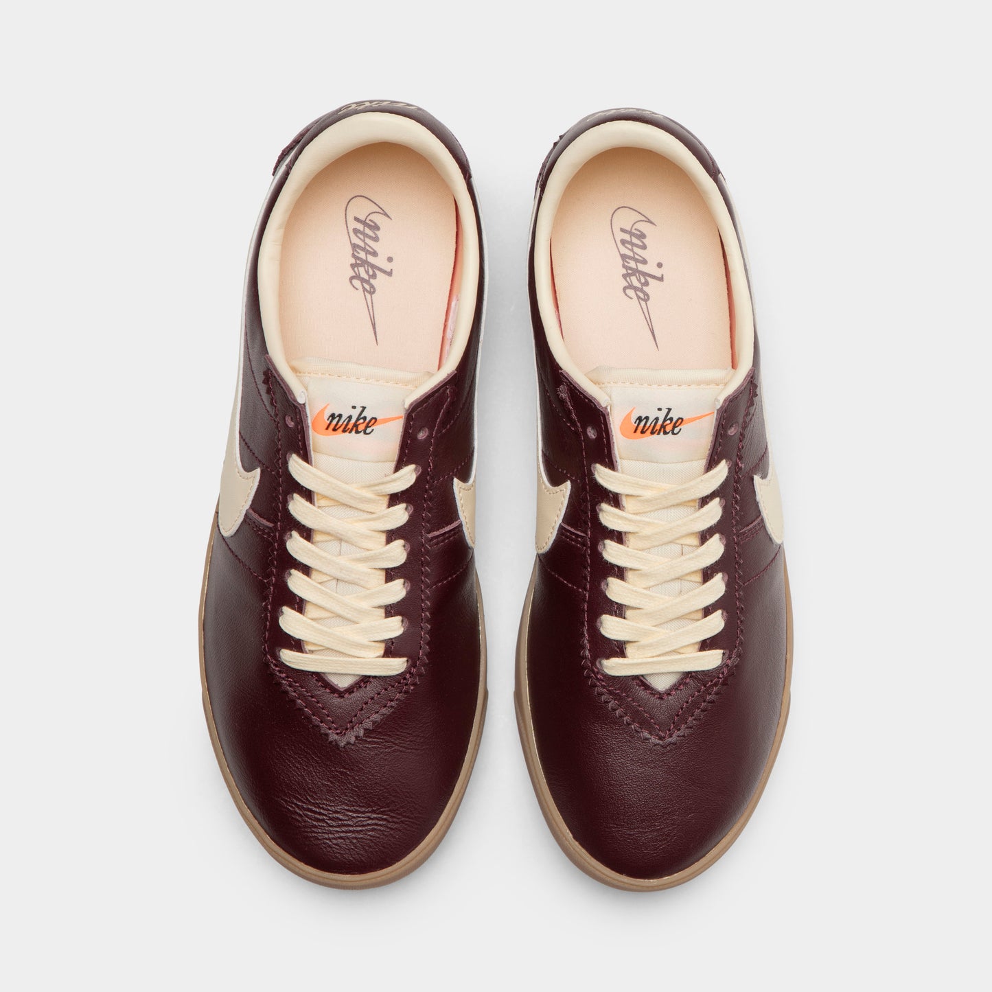 Nike Astrograbber pour femme Rouge bordeaux / Mousseline - Gomme