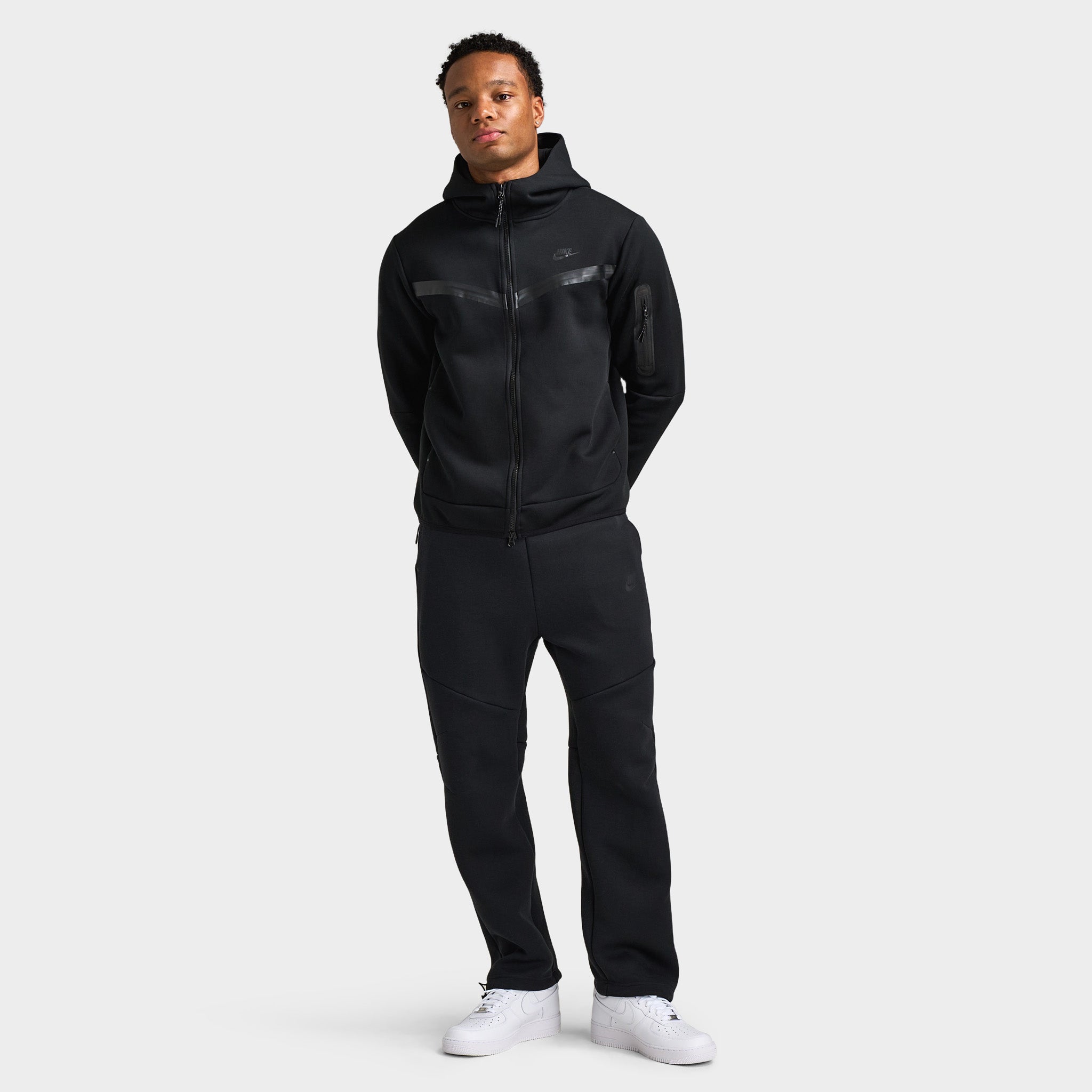Nike Sportswear Tech Fleece Open Hem Pants / Black – JD Sports