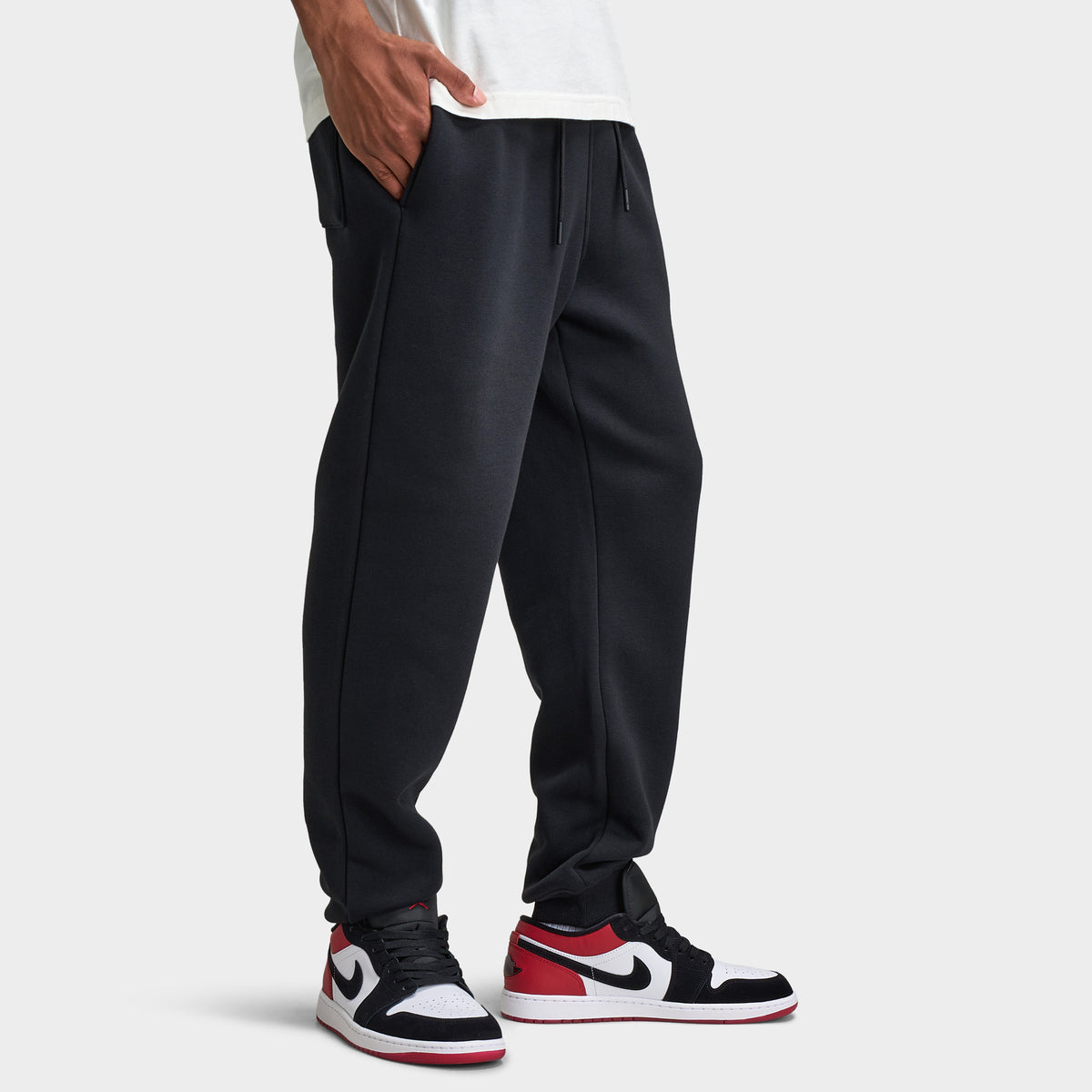 Jordan Brooklyn Varsity Fleece Jogger Noir Blanc – JD Sports