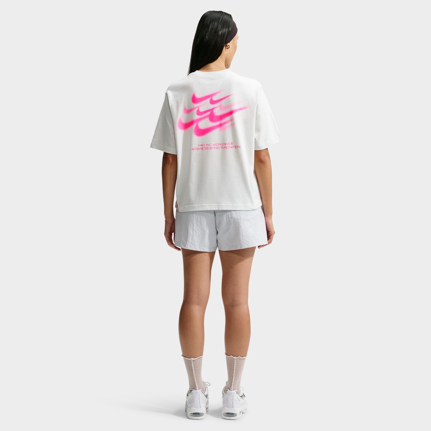 Nike Sportswear Classique Femmes T-shirt Coupe Carrée /Blanc Sommet