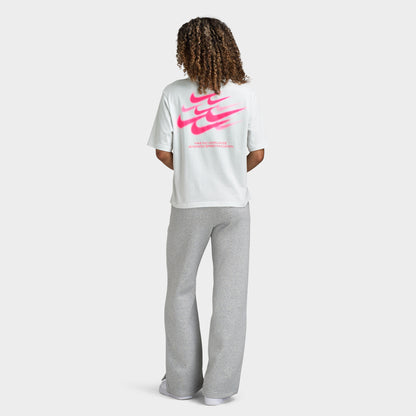 Nike Sportswear Classic Women's Boxy T-Shirt / Summit White