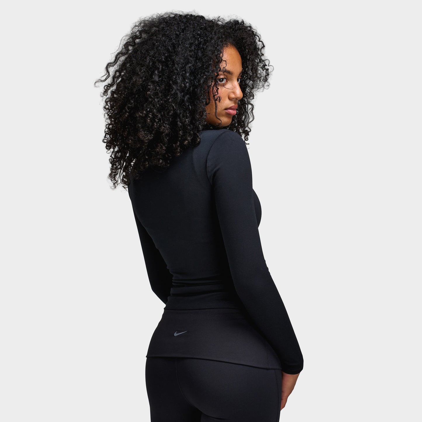 Nike One Femmes Veste ajustée Dri Fit Fullzip Noir / Blanc