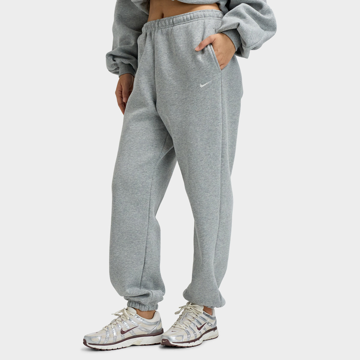 Nike Femme Studio Polaire Pantalon à revers taille haute surdimensionné à revers Gris chiné foncé / Voile