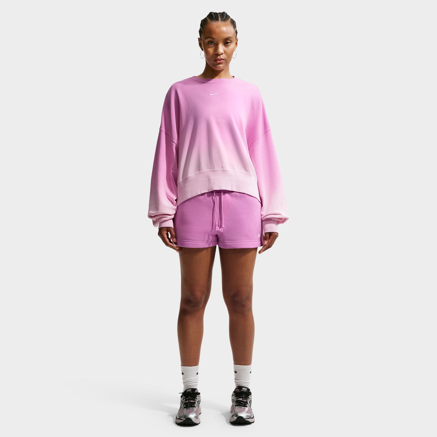 Nike Sportswear Femmes Phoenix Fleece Chandail à col rond surdimensionné teinté Rose Mousse / Magenta Clair
