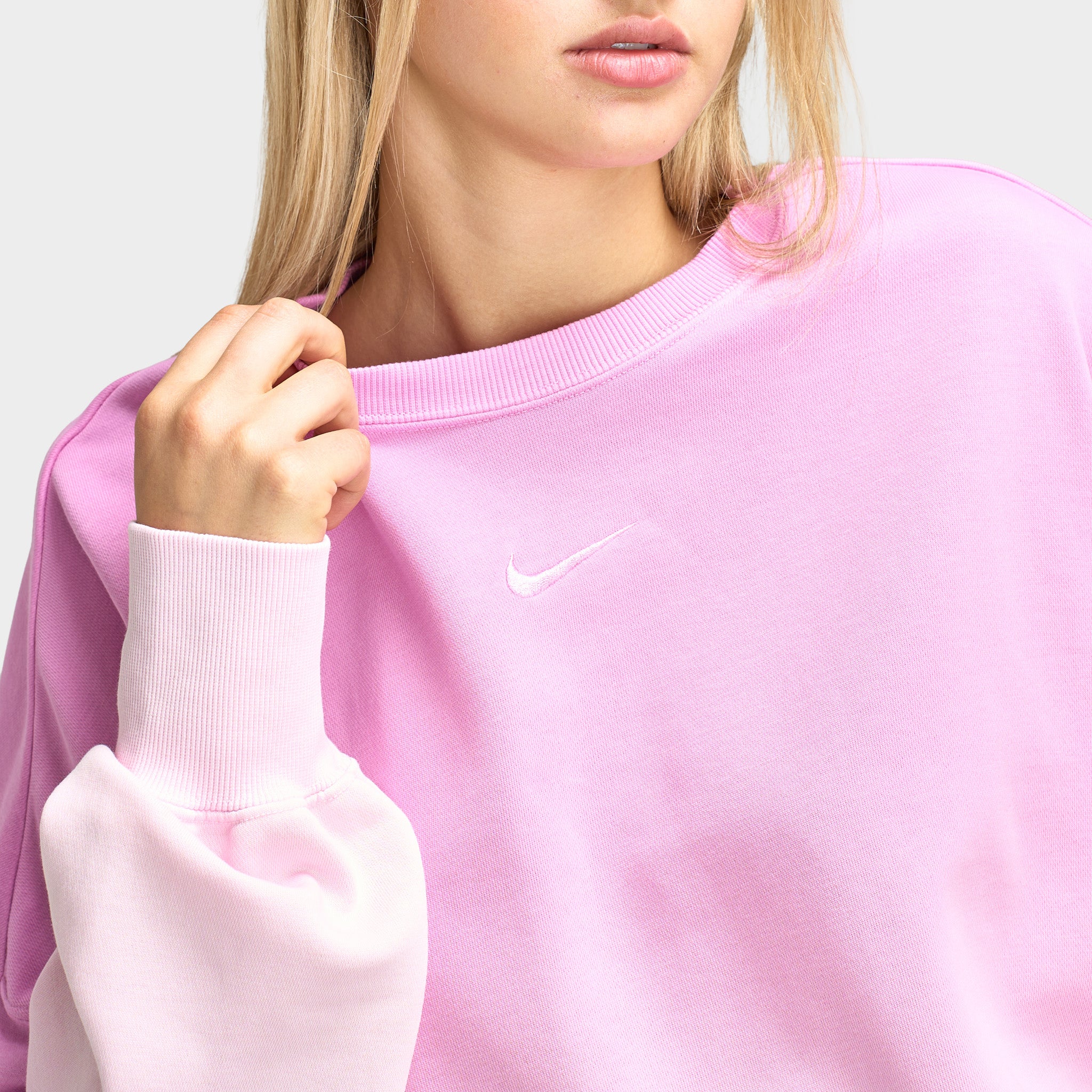 Nike Sportswear Women's Phoenix Fleece Oversized Dip Dye Crew Pink