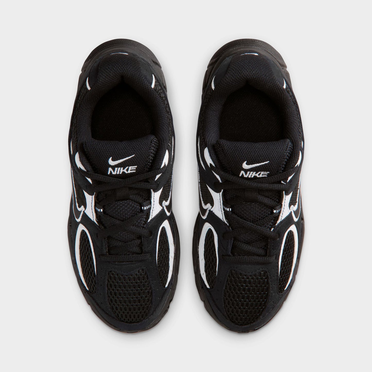 Nike V5 RNR Suede GS Noir / Noir - Blanc
